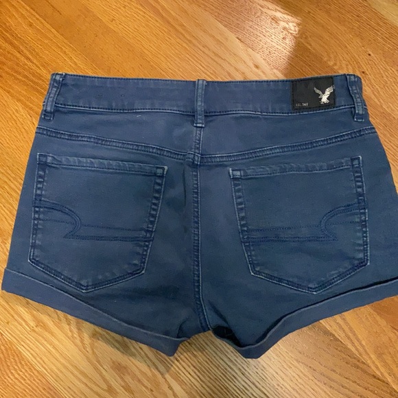 American Eagle Outfitters High Waist denim shorts - Picture 2 of 4